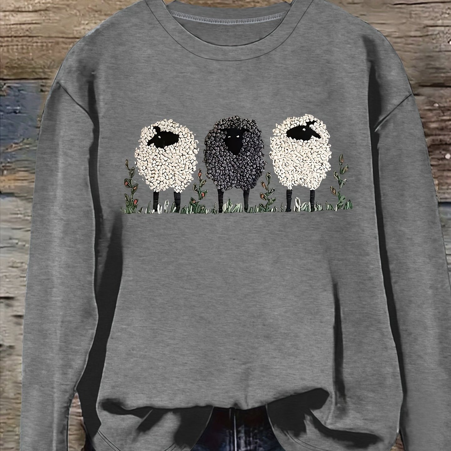 Women's Cozy Sheep Design Casual T-Shirt